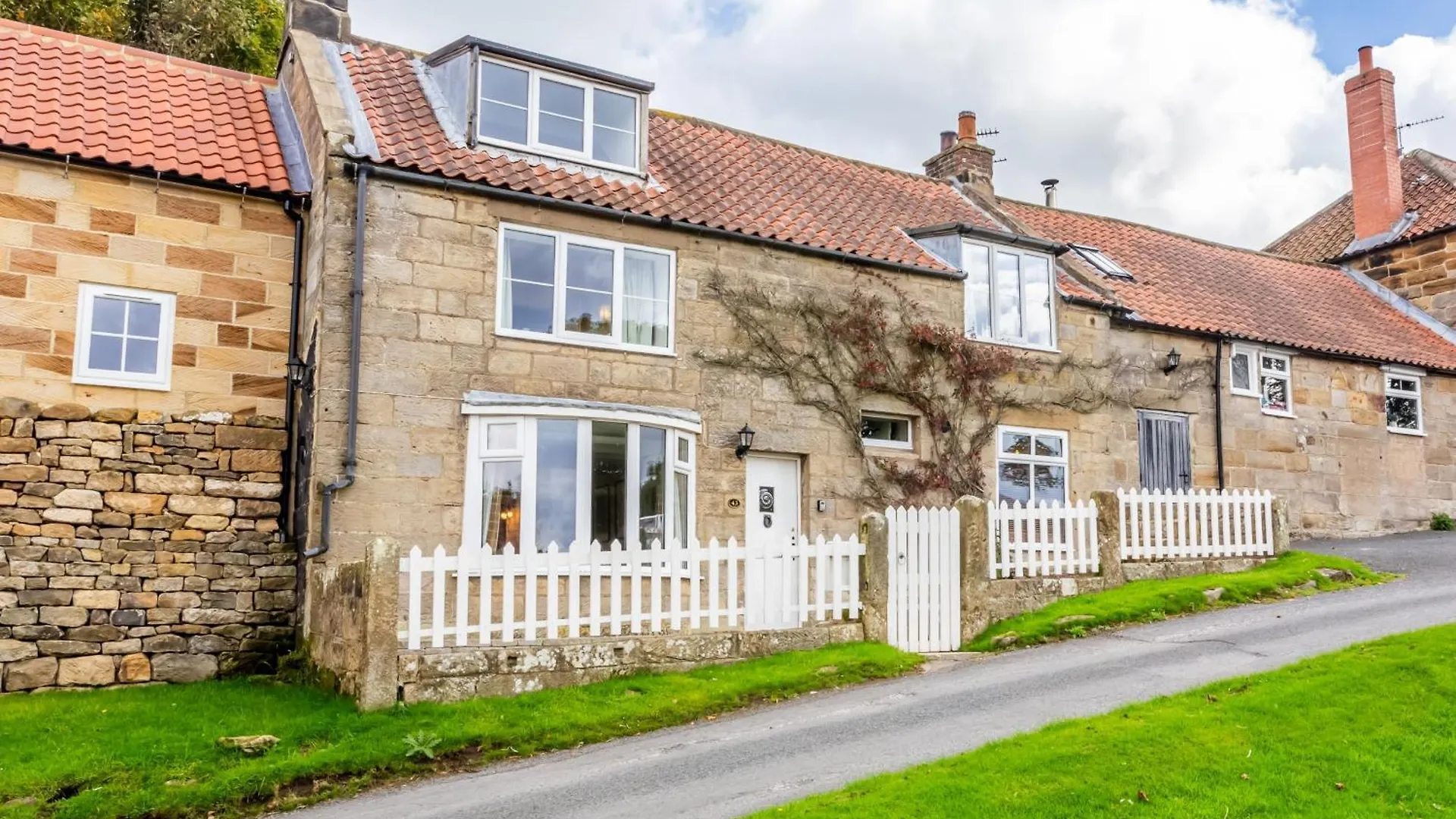 Villa Idyllic Retreat With Log Burner Near Danby Castle 0*,  Reino Unido